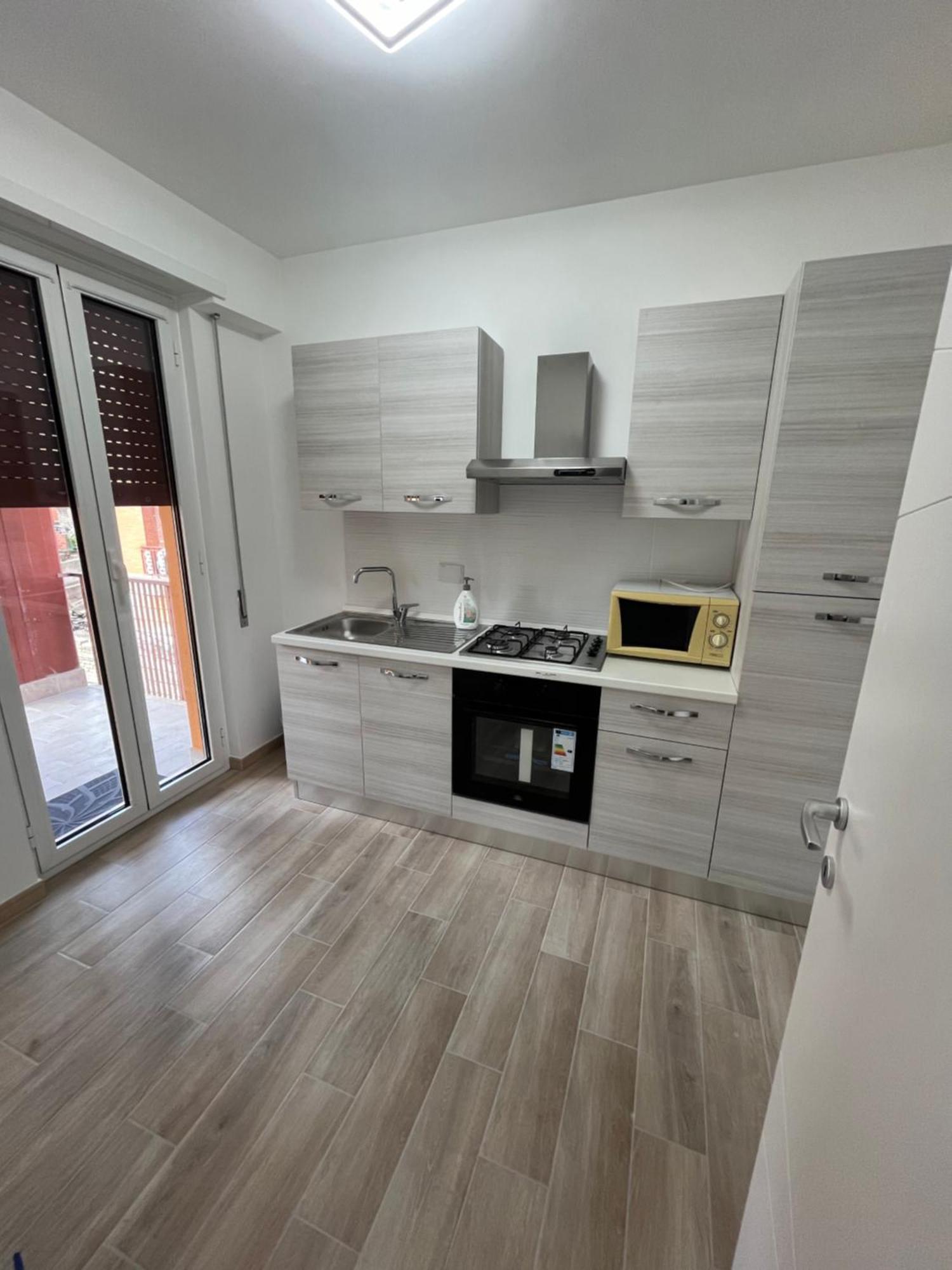 La Casa Del Sole Apartman Fonte Nuova Kültér fotó